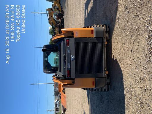 2020 Case TV450 761042 E-H Controls, 761031 ISO/H 2-Speed Controls, 761035 Performance Package Front Electric, 761206 Hydraulic Coupler, 761045 Cab Heat/AC, 761062 Air Ride Seat, 761201 HD Light Package, 761048 Engine Block Heater, 8500147 450mm (17.7 in.) 78" OTW Tracks