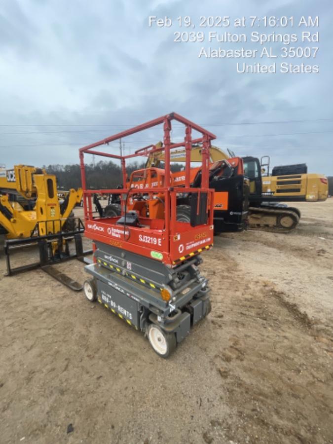 2024 Skyjack SJ3219 Electric Drive, Sld NM Tires, DBcns, RFRails, Power to Platform, T3 + Access Control