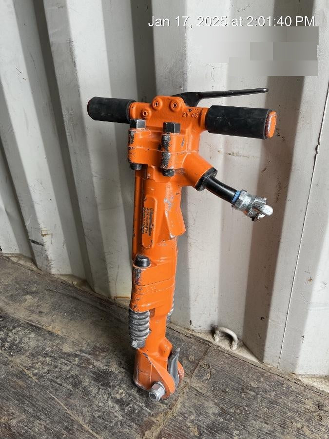 2024 MICHIGAN PNEUMATIC ES-TPB60-118-TRACKER