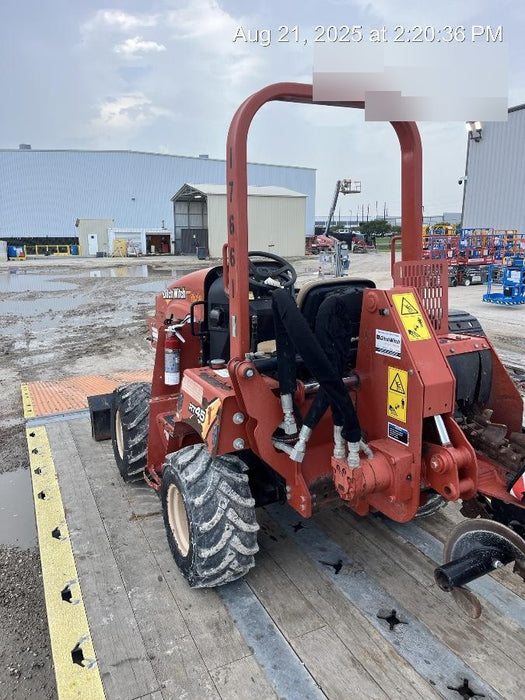 2018 DITCH WITCH RT45A