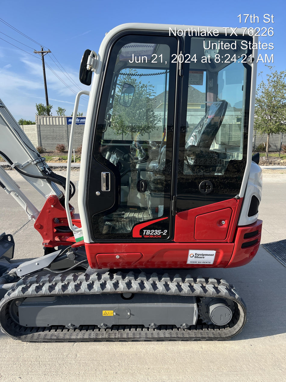 2024 TAKEUCHI TB235-2CR