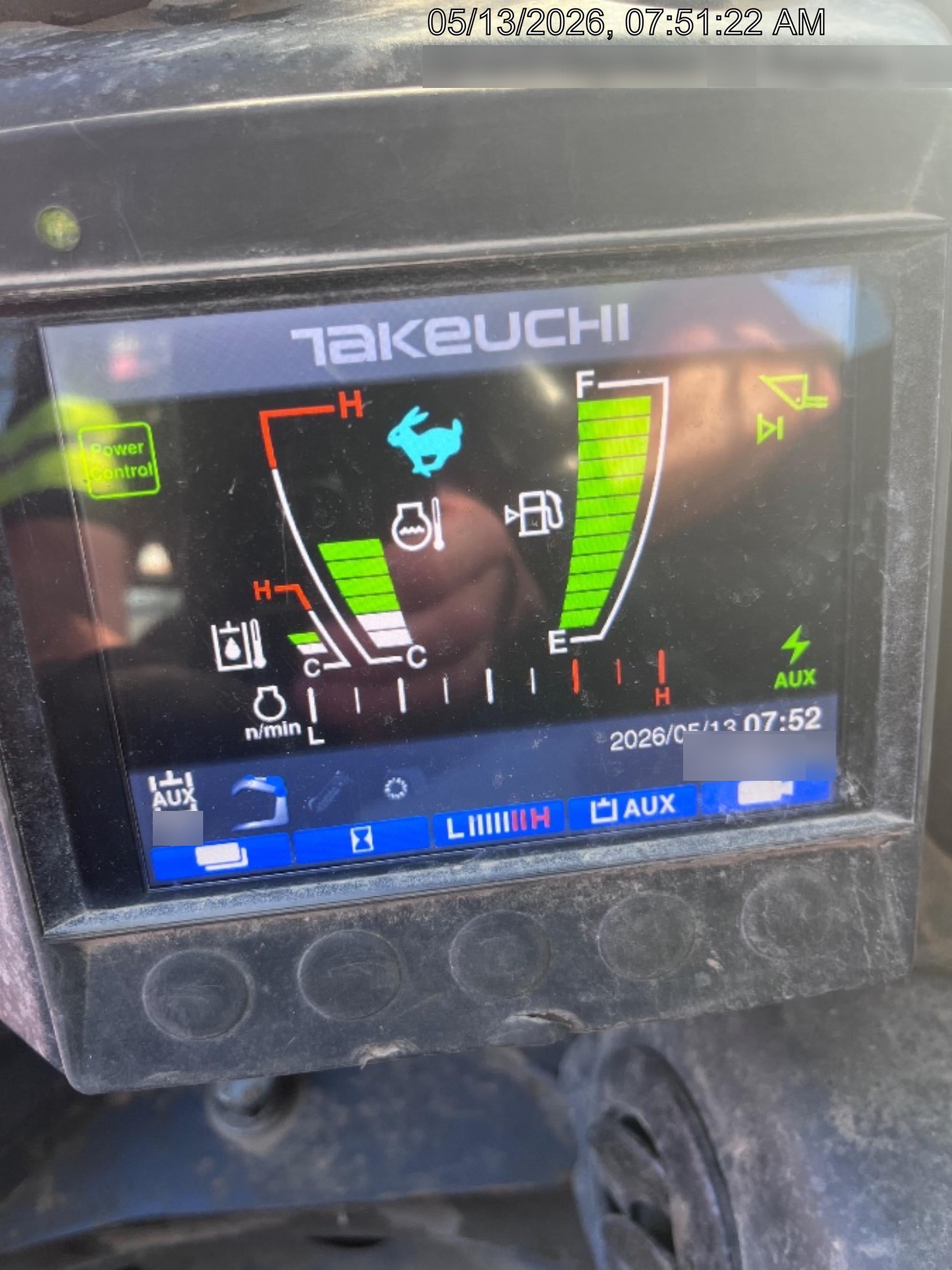 2022 TAKEUCHI TL10V2-CR