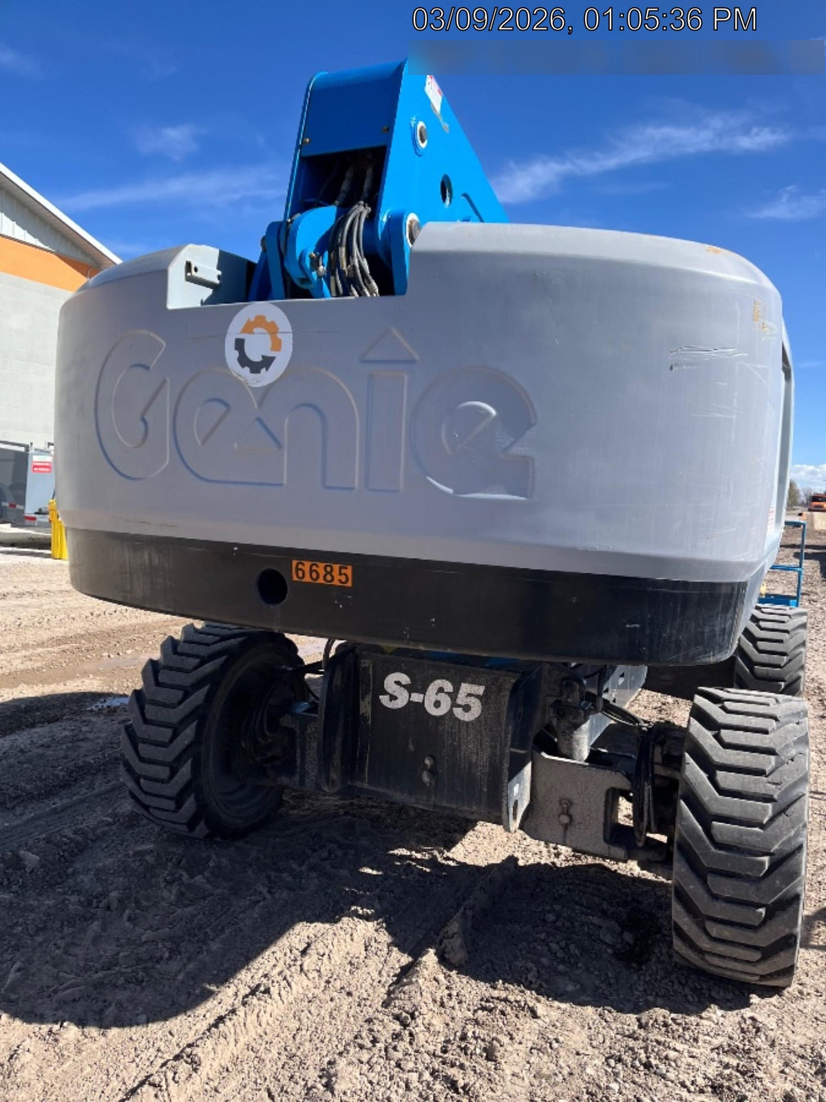 2017 GENIE S-65