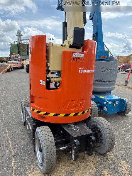2025 JLG E300AJP