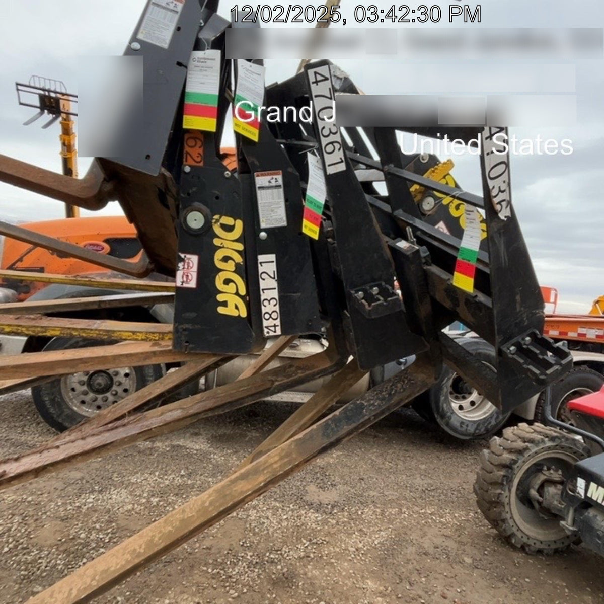 2023 DIGGA 48" Pallet Forks - Digga