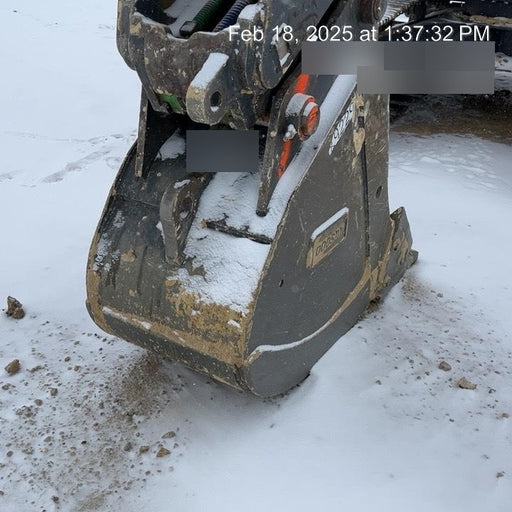 2020 DOOSAN 24" Bucket-Doosan