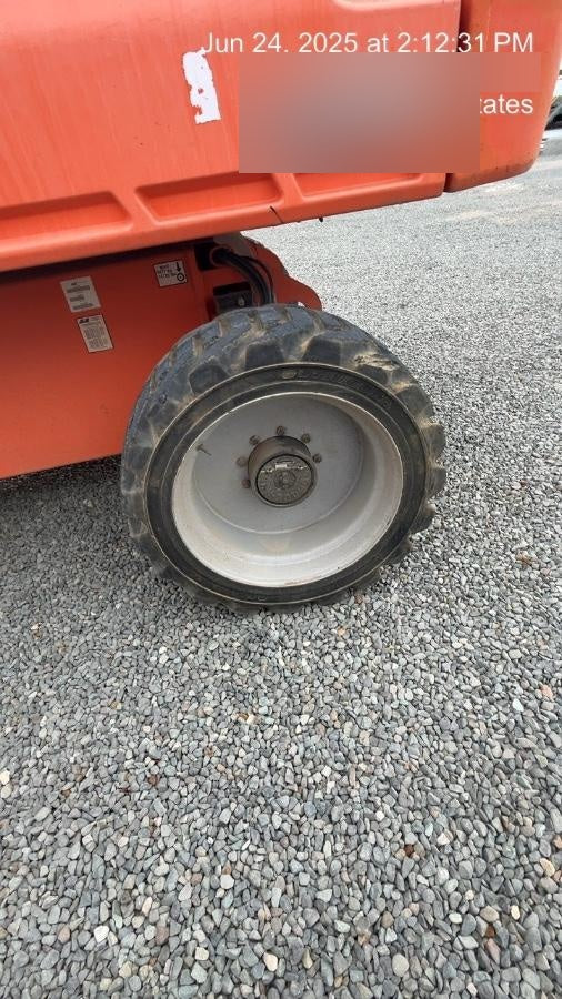 2019 JLG 660SJ