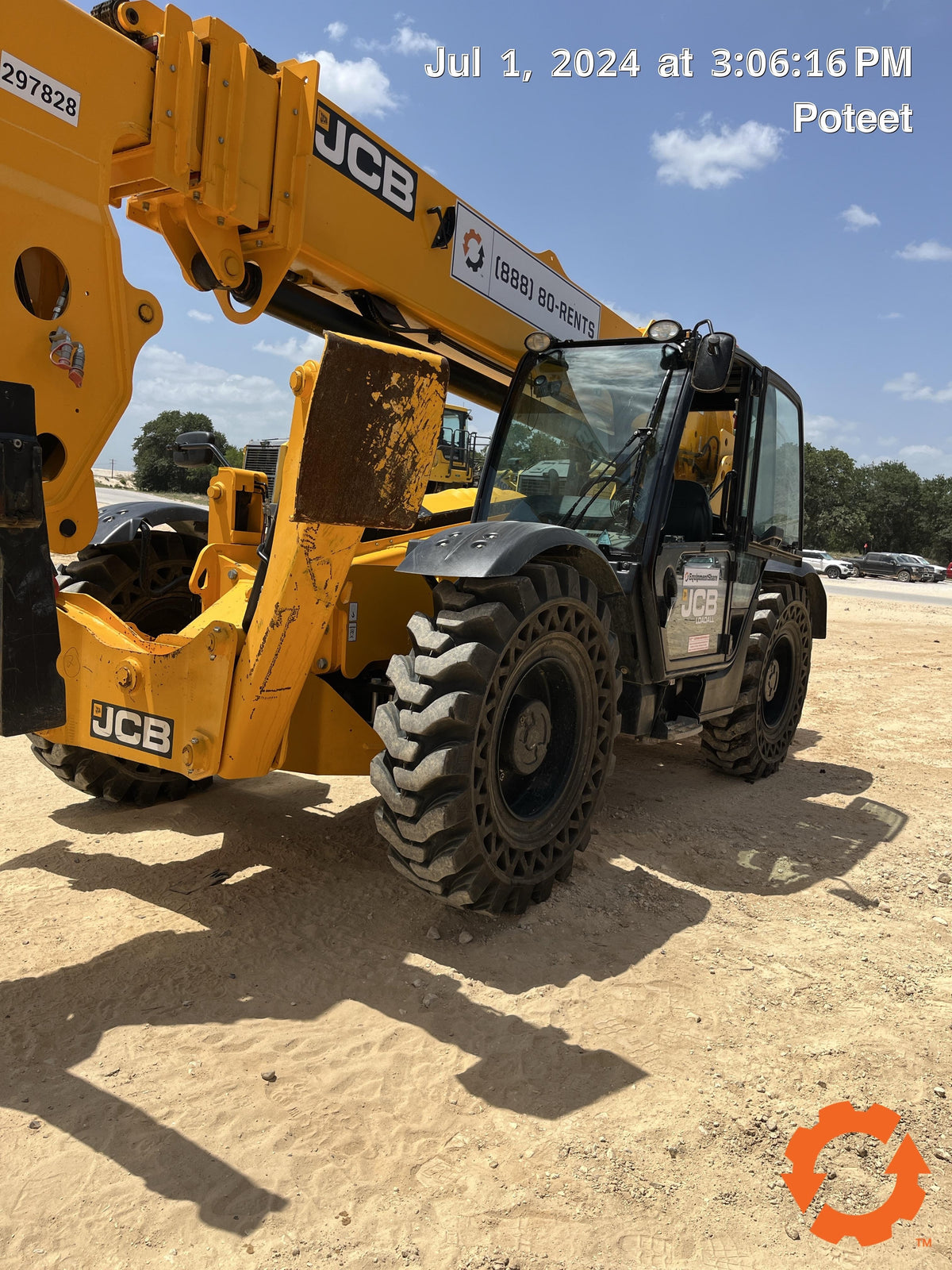2023 JCB 512-56