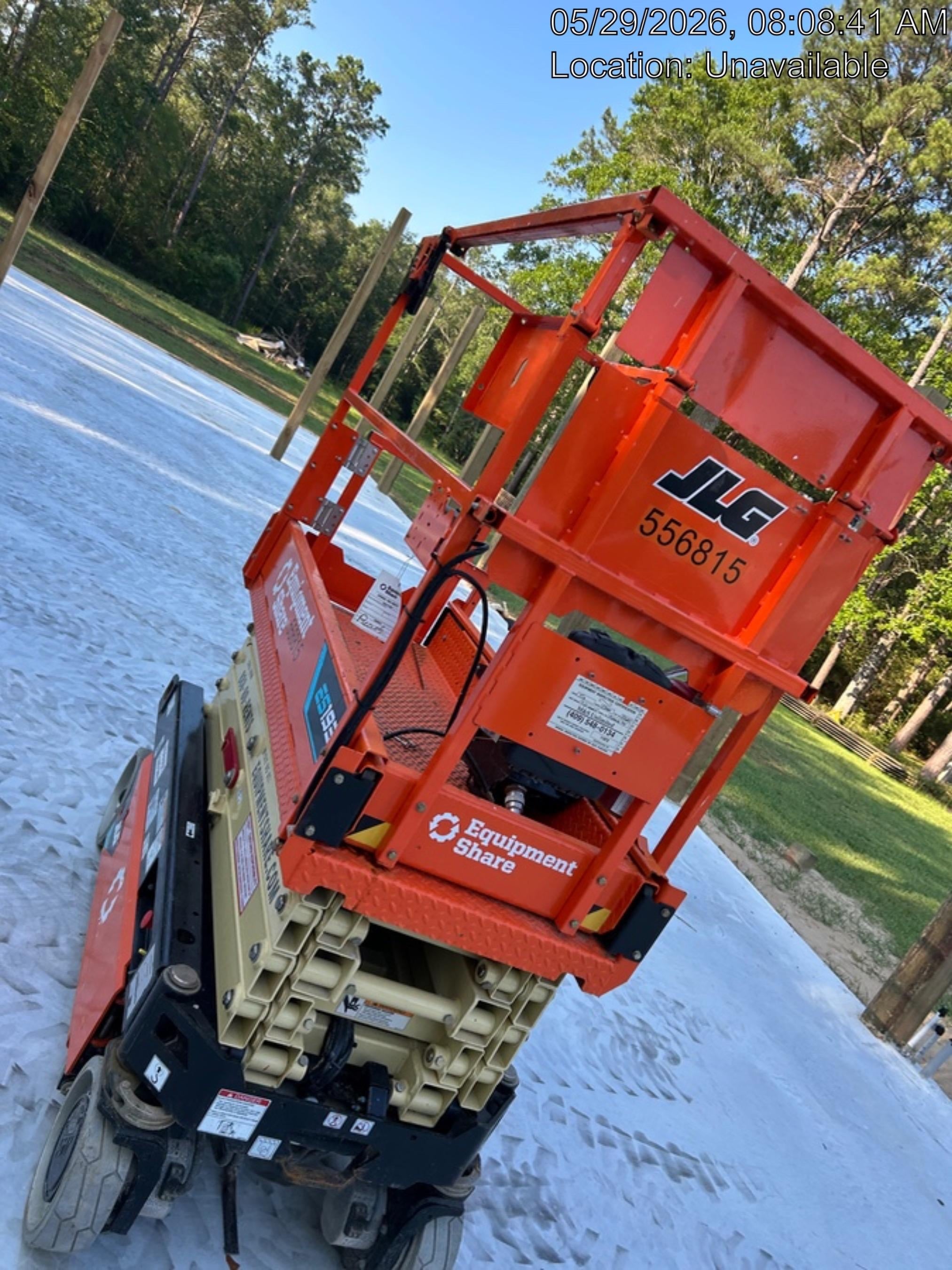 2025 JLG ES1932