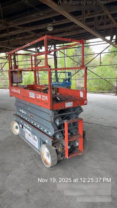 2016 Skyjack SJIII-3226 Standard Options