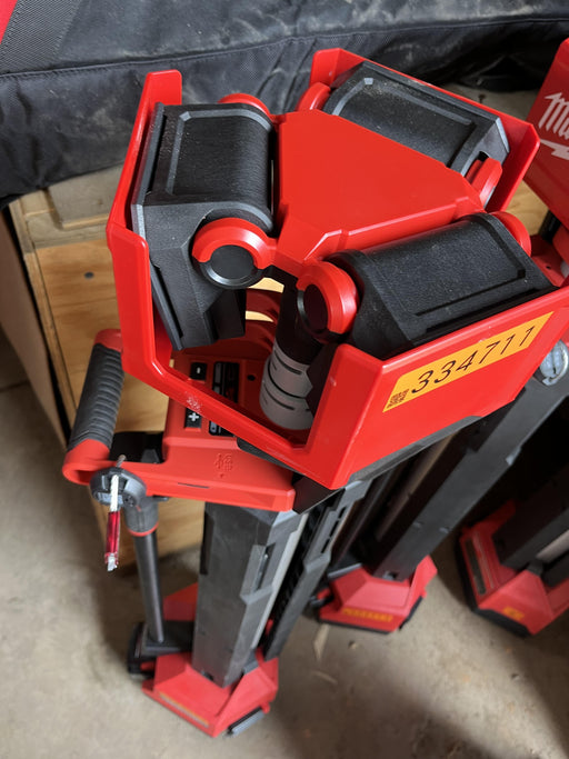 2023 MILWAUKEE 2136-20