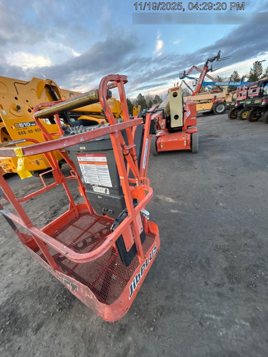 2019 JLG E400AJPN