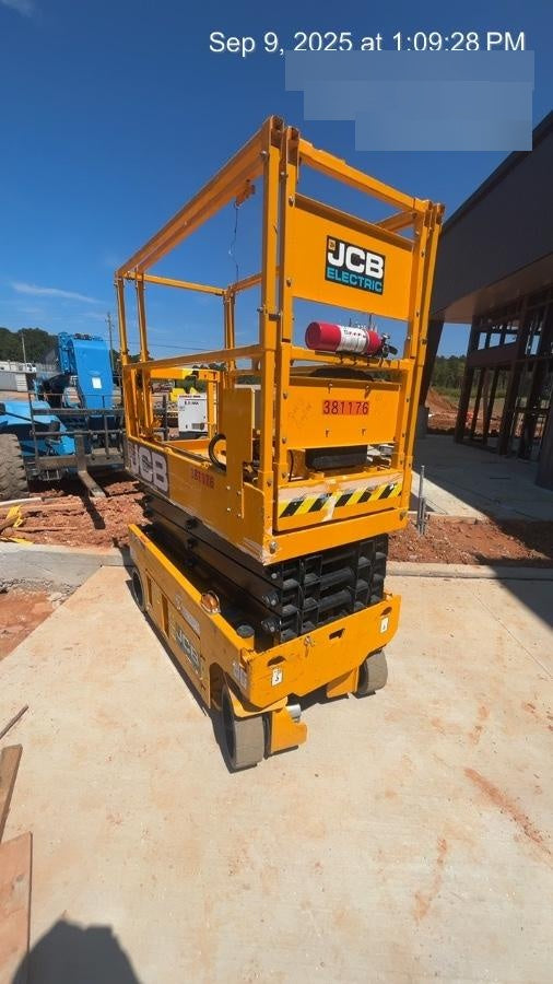 2024 JCB S1932E