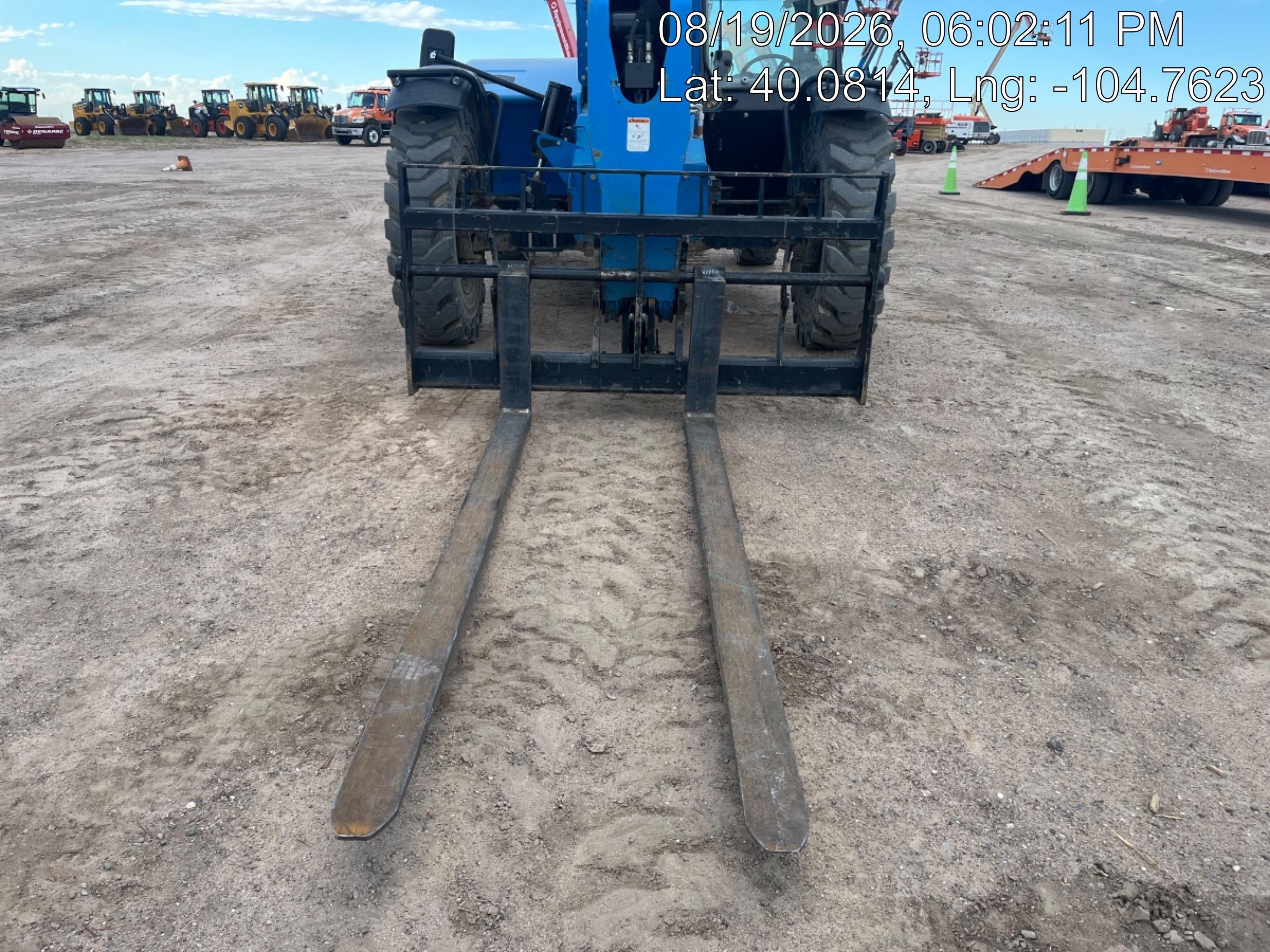 2018 Genie GTH-844 Genie GTH-844 w/Enclosed Cab w/HVAC, Work Lights, Solid Tires, Beacon, 60" Carriage and Forks