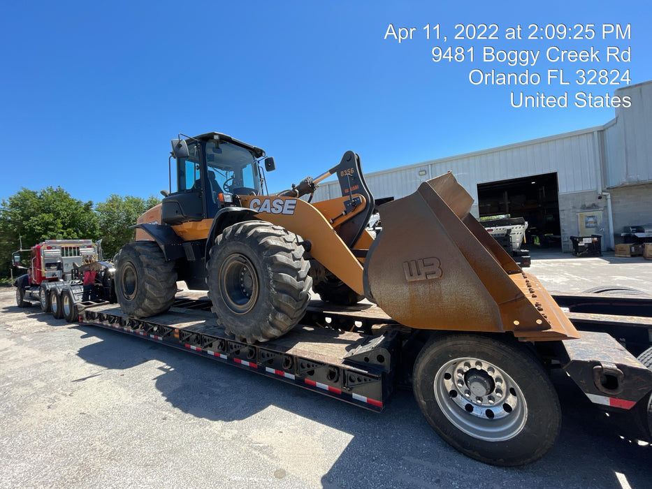 2018 Case 821G CLOSED CAB, 1 FUNCTION, JRB 418 STYLE HYD COUPLER