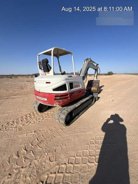 2021 TAKEUCHI TB250-2