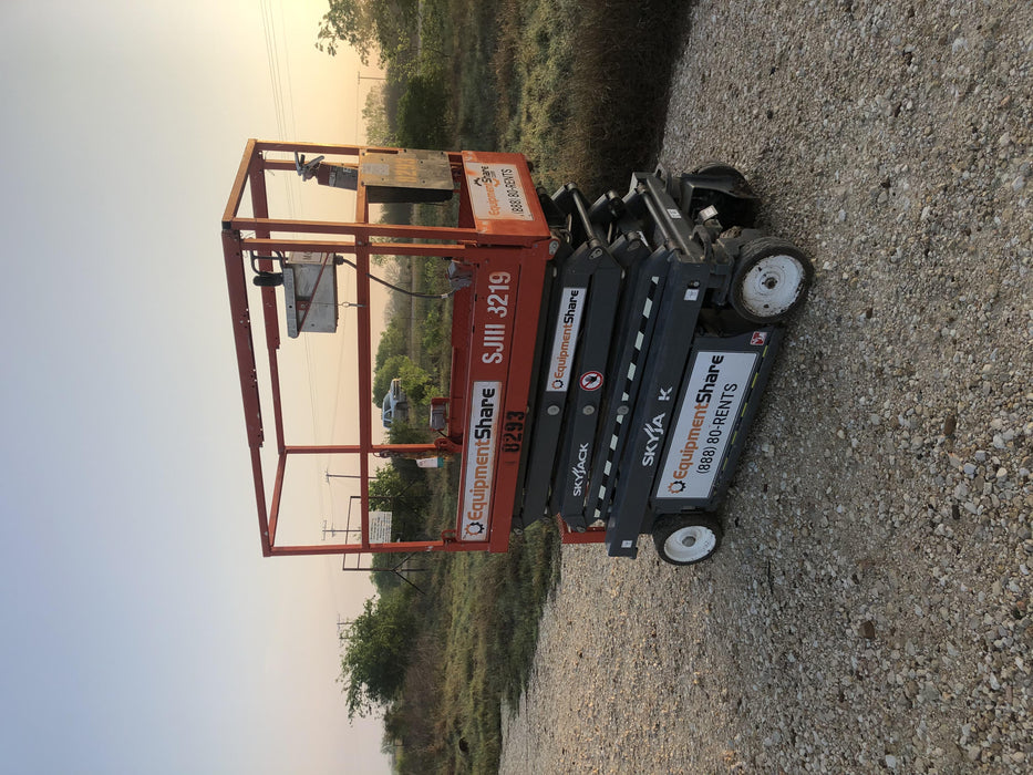 2018 SKYJACK SJIII-3219