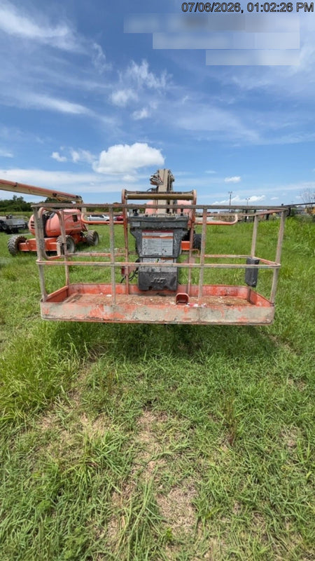 2019 JLG 660SJ