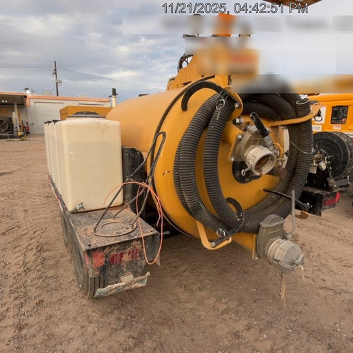 2023 Vac-Tron LP573XDT T4 Koehler Diesel Engine, 500 Gallon Debris Tank, x2 100 Gallon Water Tanks