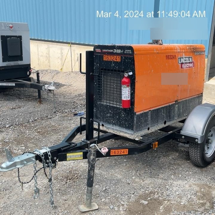 2021 Lincoln Electric Vantage 322 Vantage 322 Ready Pak 3 w/ Decals, ORANGE (includes trailer, cable rack, fender light kit) NO Telematics