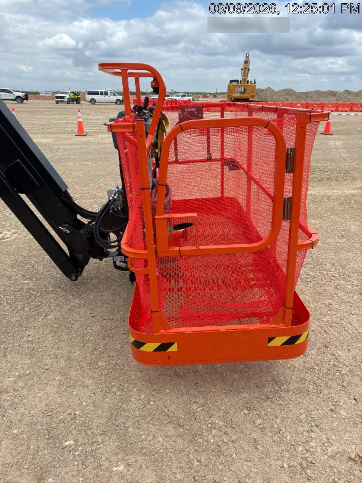 2026 JLG 600AJ