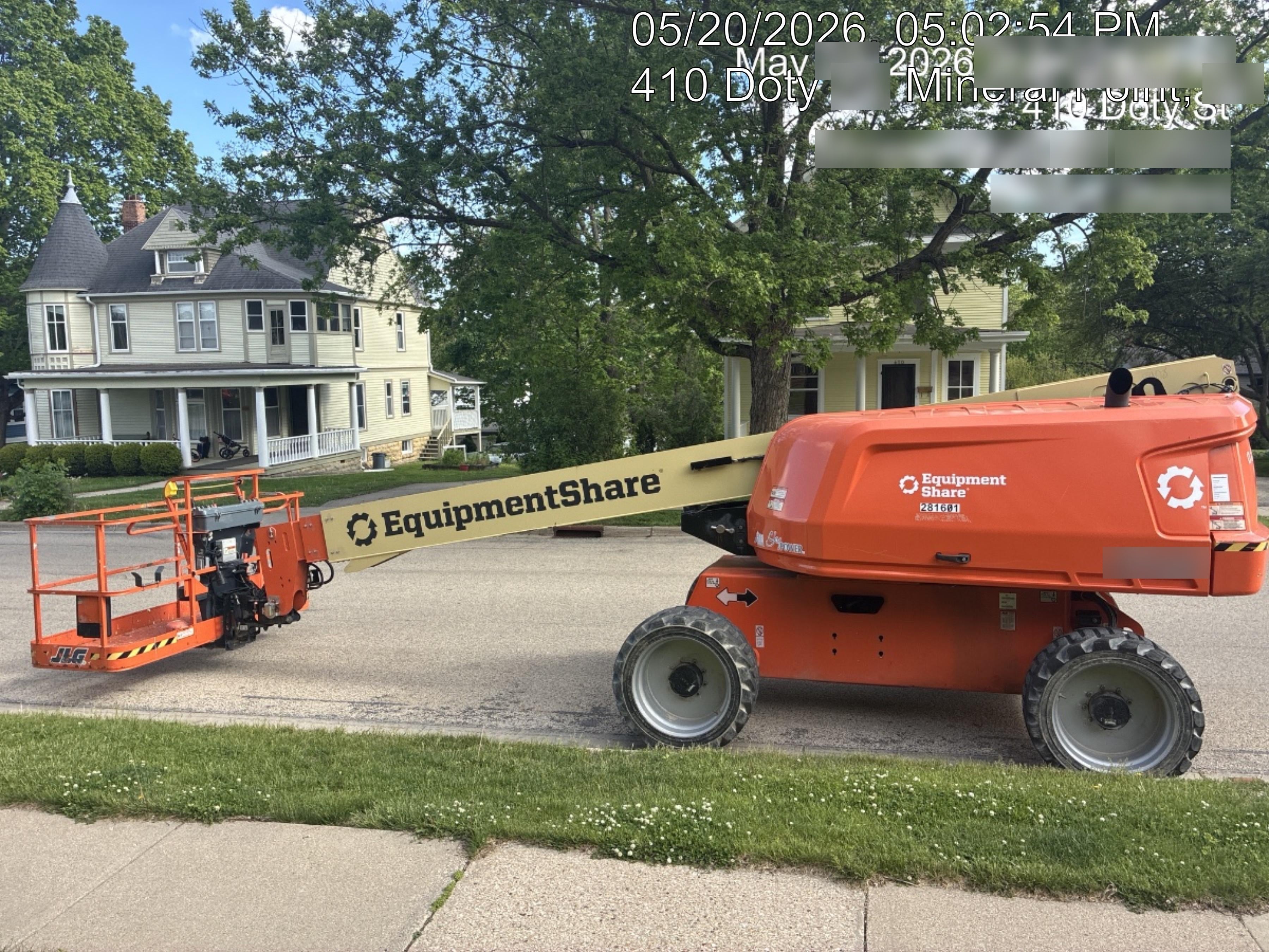 2022 JLG 600S