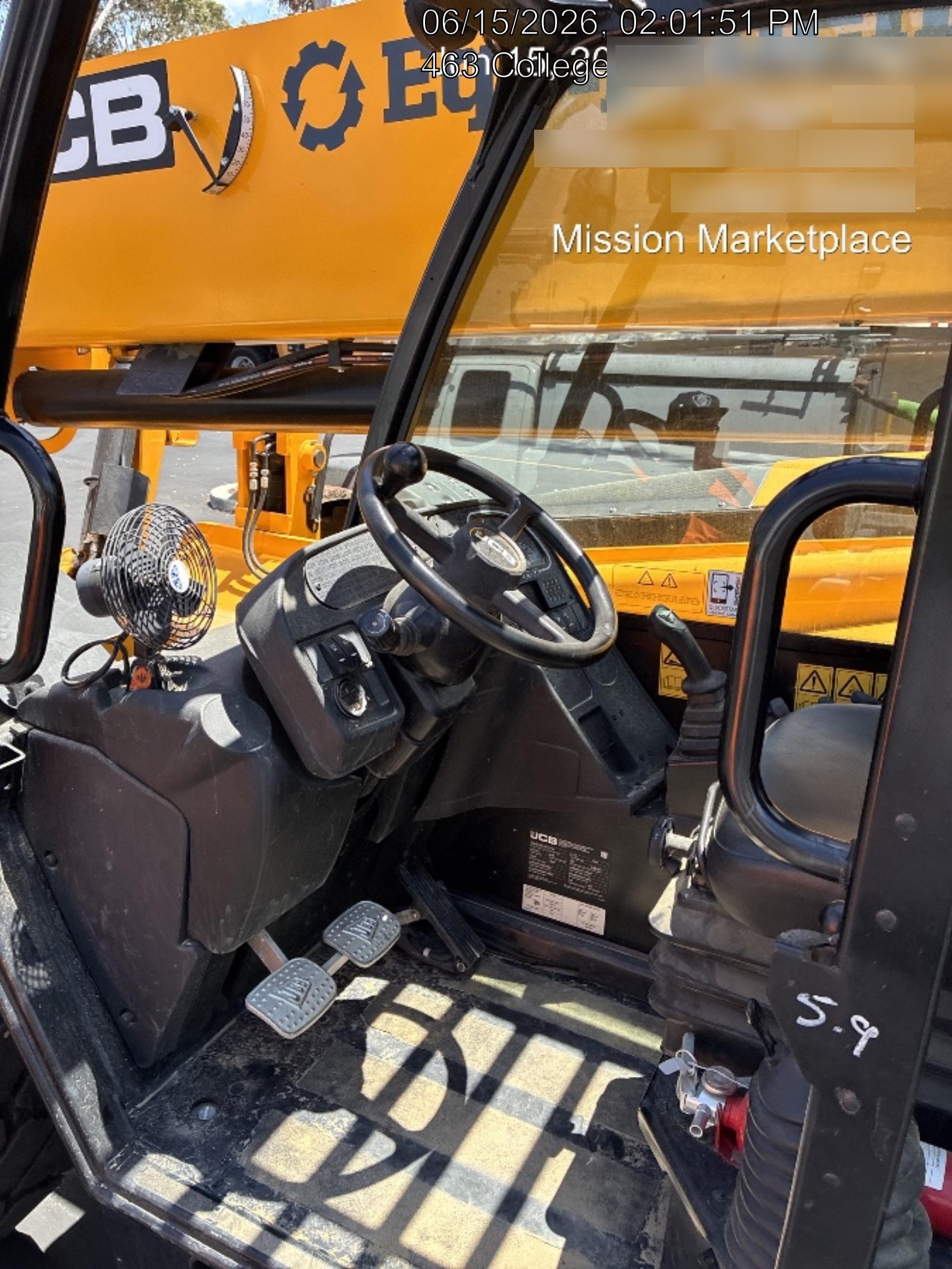 2025 JCB 512-56