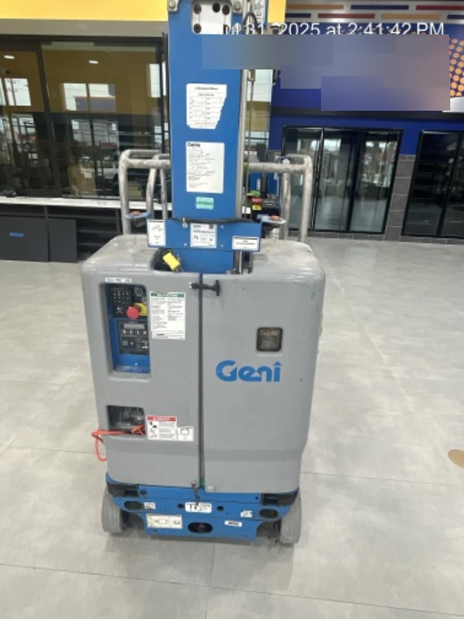 2020 GENIE GR-20