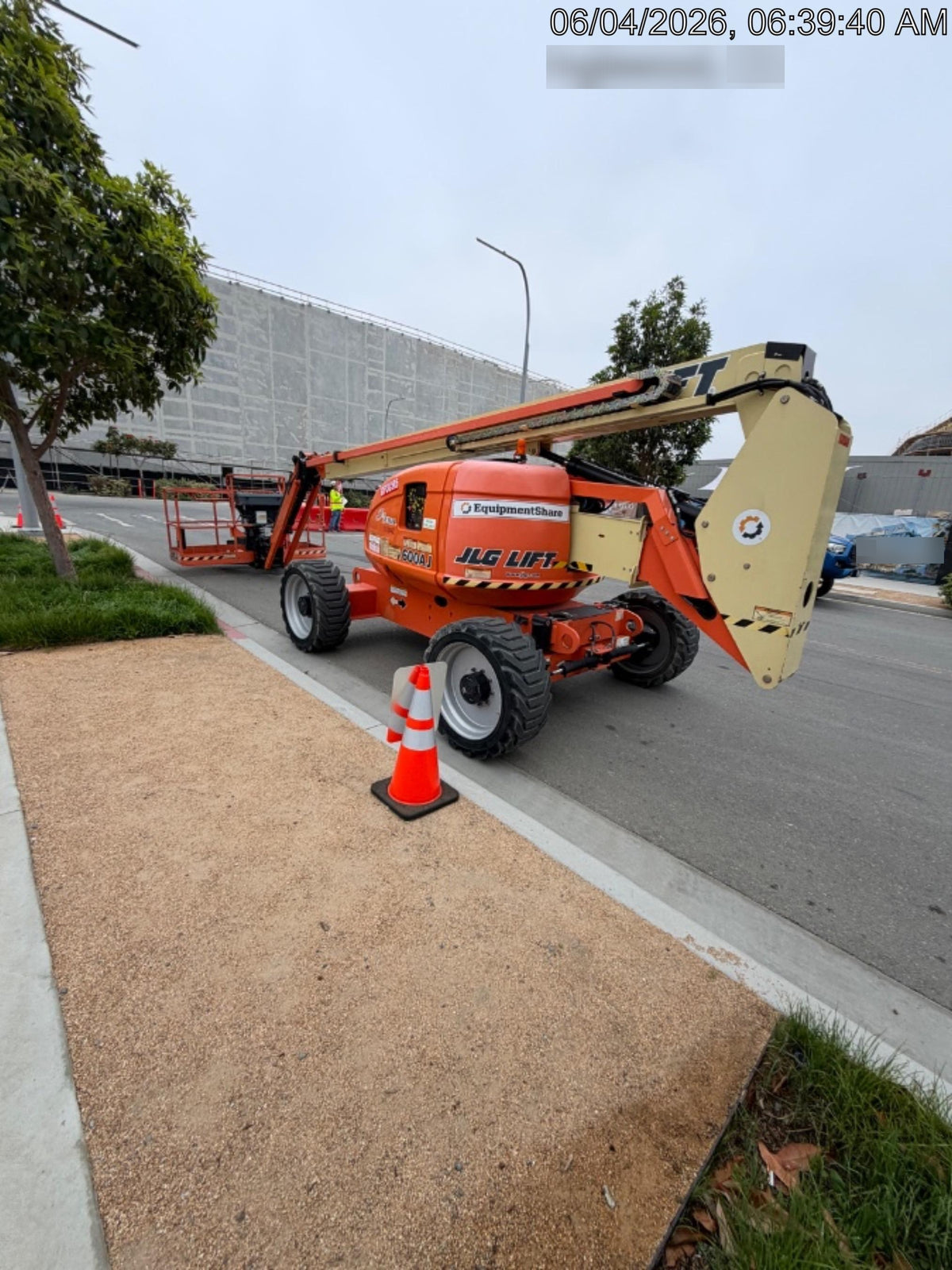 2021 JLG 600AJ