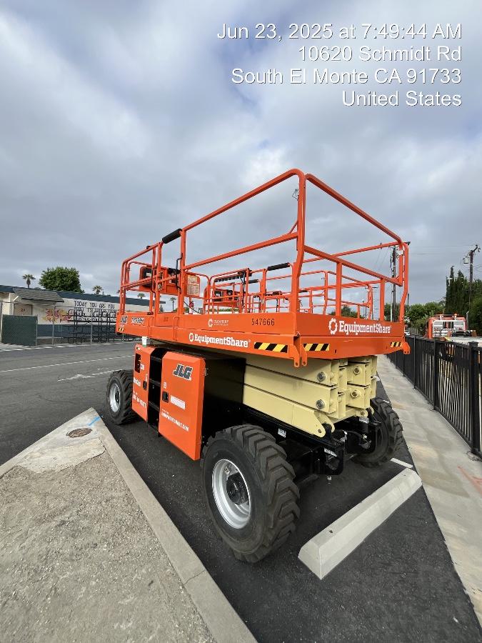 2025 JLG RT3394