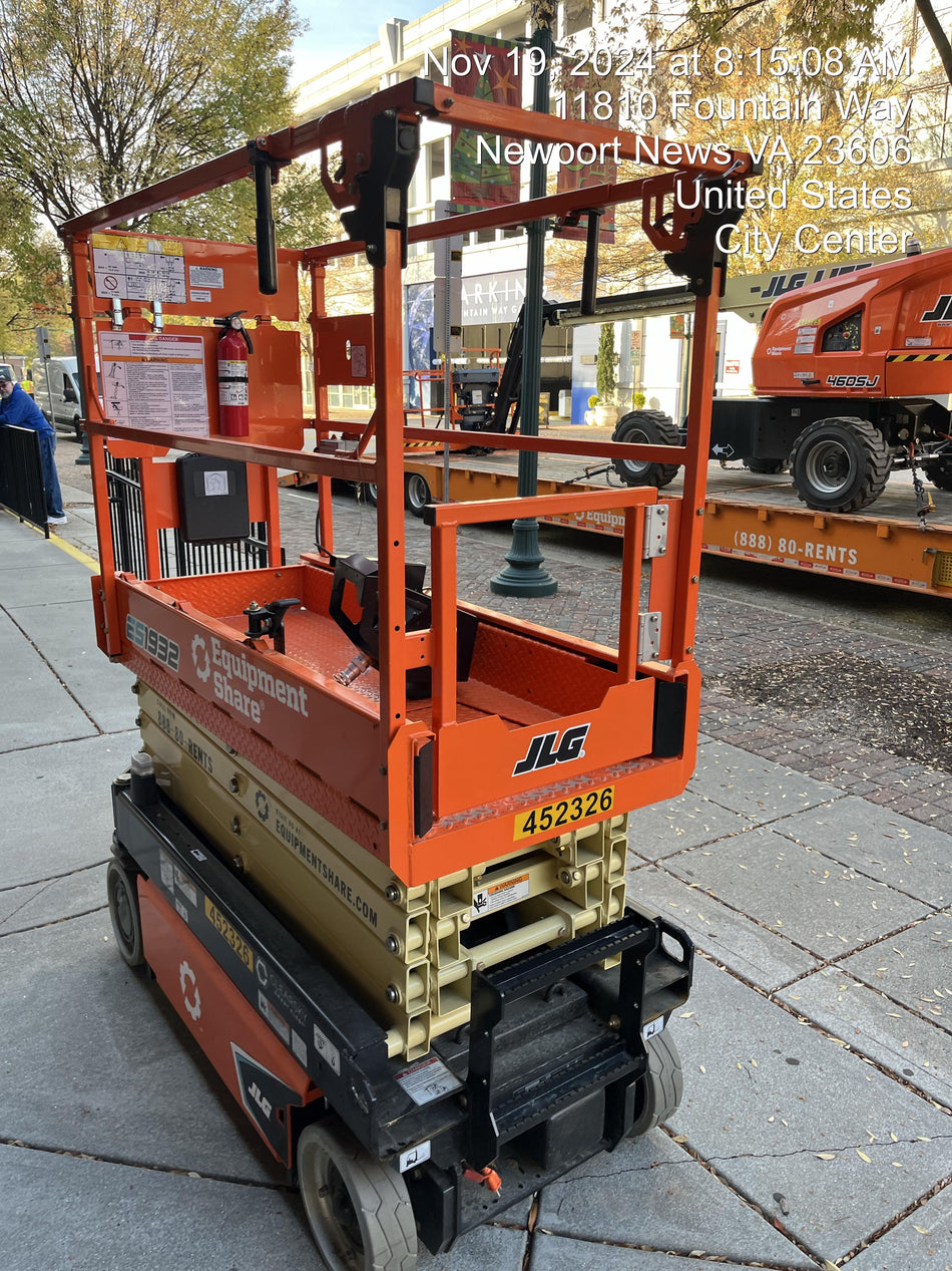 2024 JLG ES1932