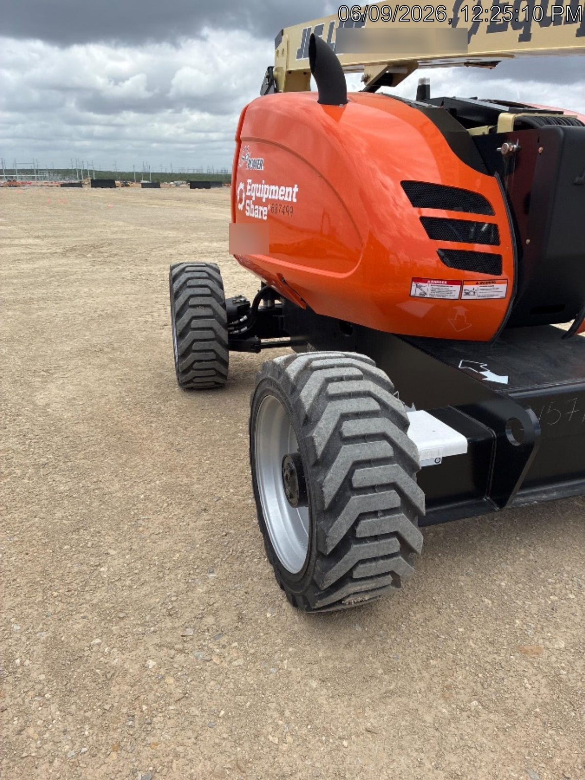 2026 JLG 600AJ