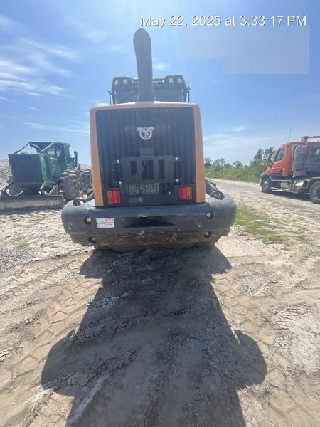 2022 CASE 621G
