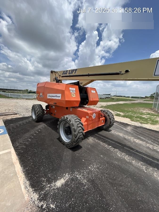 2021 JLG 860SJ