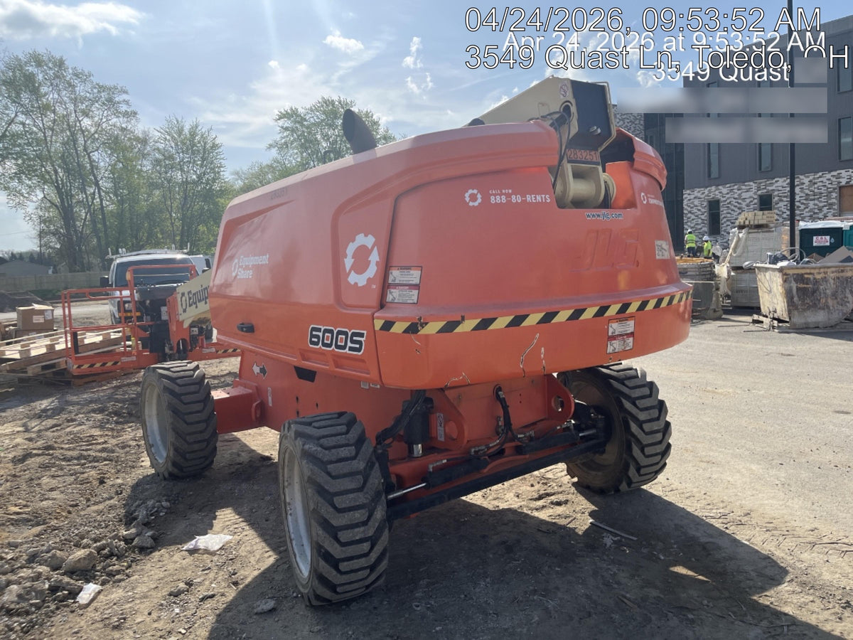 2022 JLG 600S