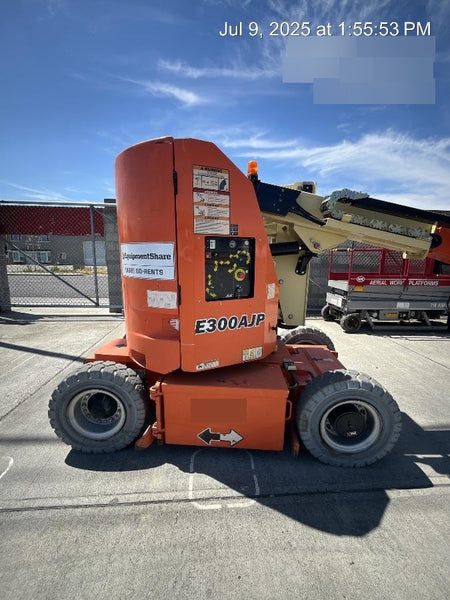 2019 JLG E300AJP