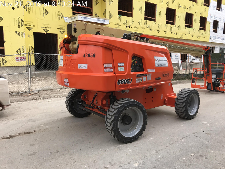 2019 JLG 660SJ