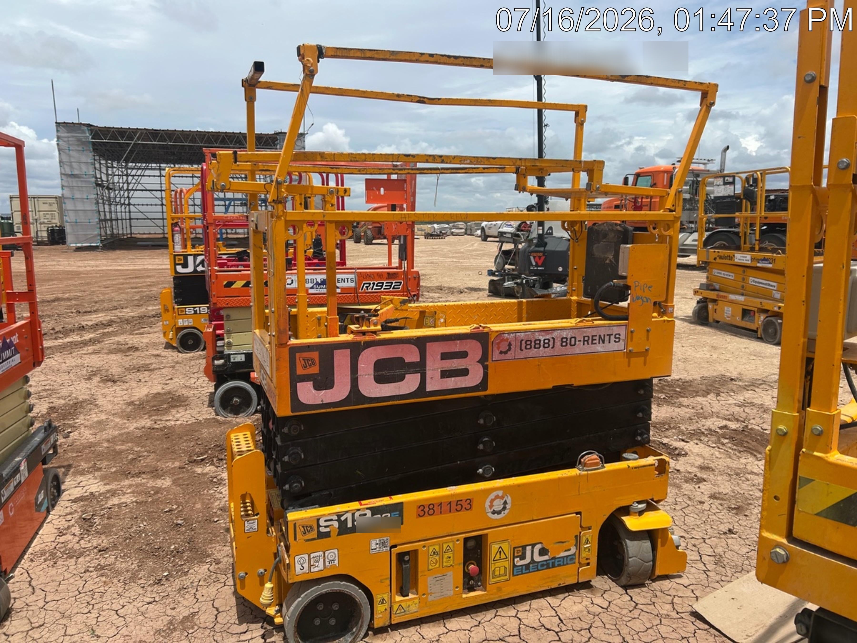 2024 JCB S1932E