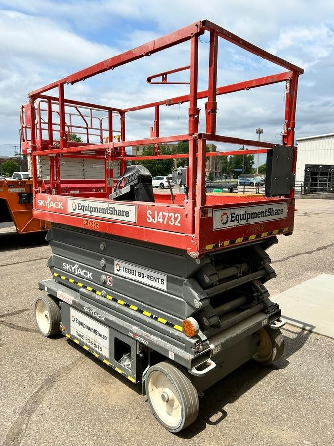 2022 SKYJACK SJ4732