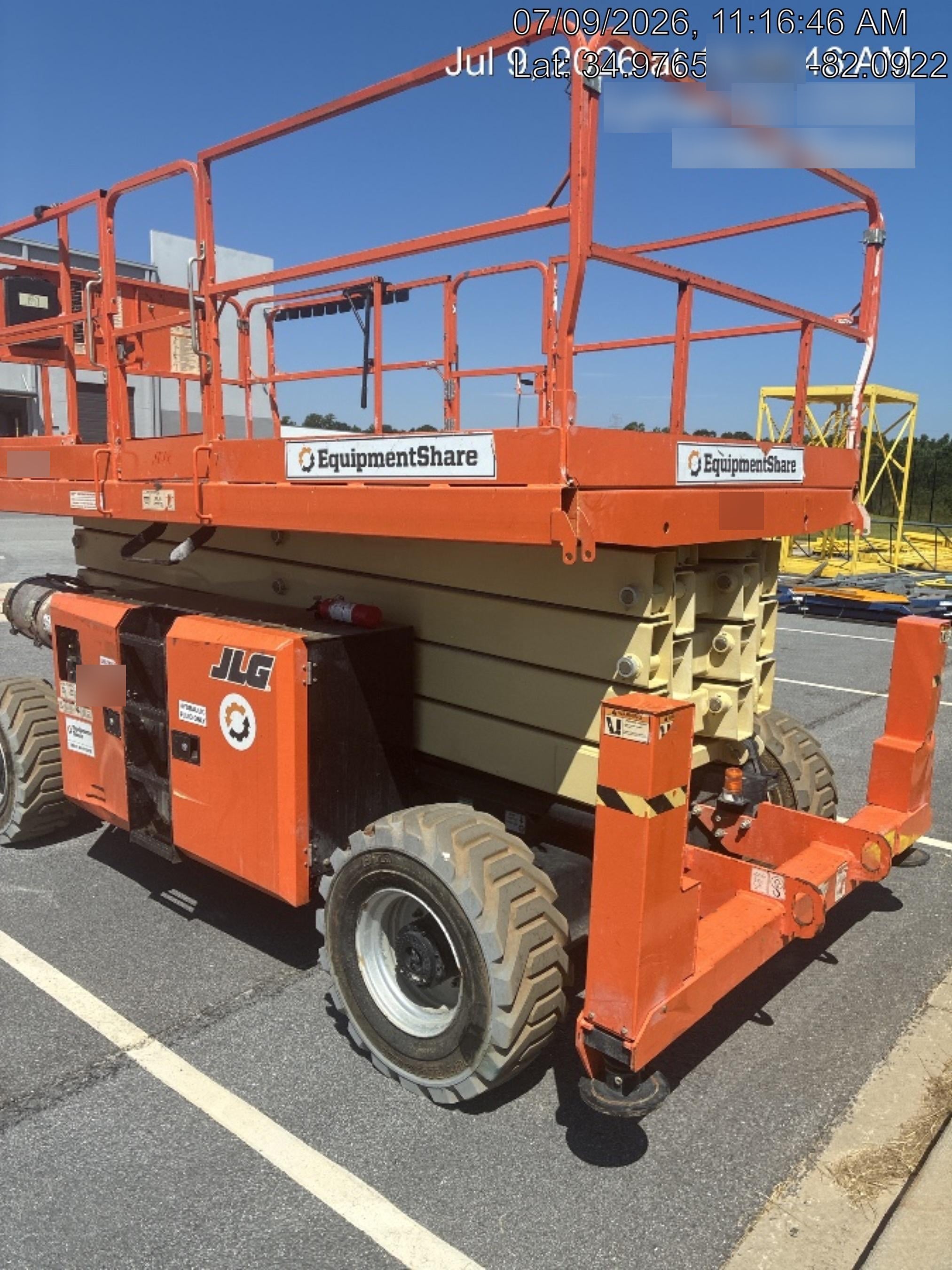 2019 JLG 430LRT