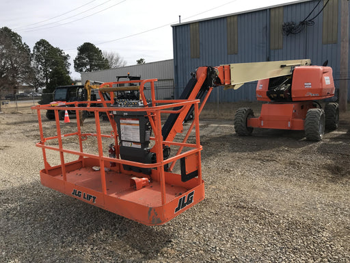 2018 JLG 660SJ