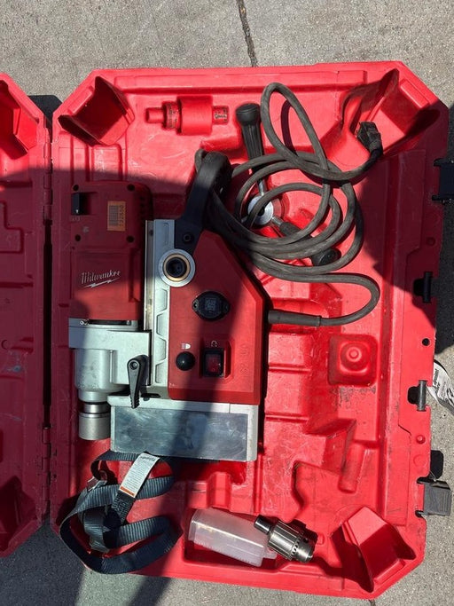 2021 MILWAUKEE 4272-21