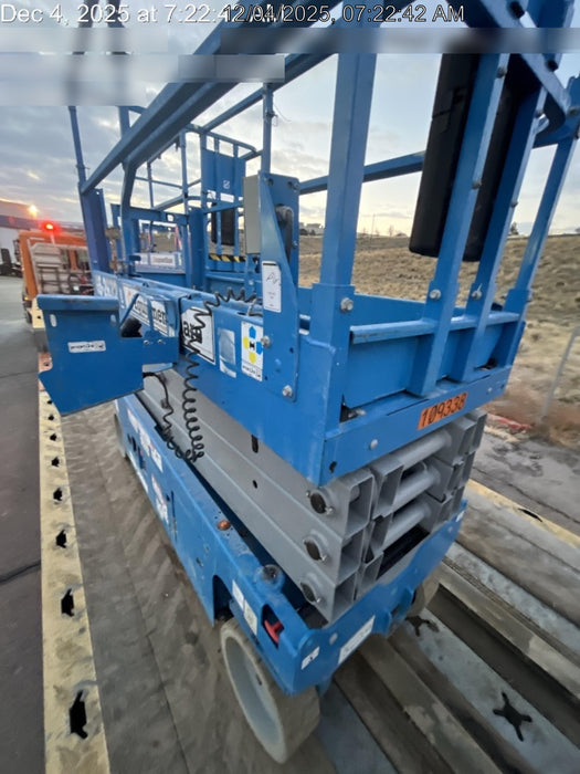 2020 Genie GS-2632 Solid NM Tires, Folding Rails with Half-Height Swing Gate, Beacon