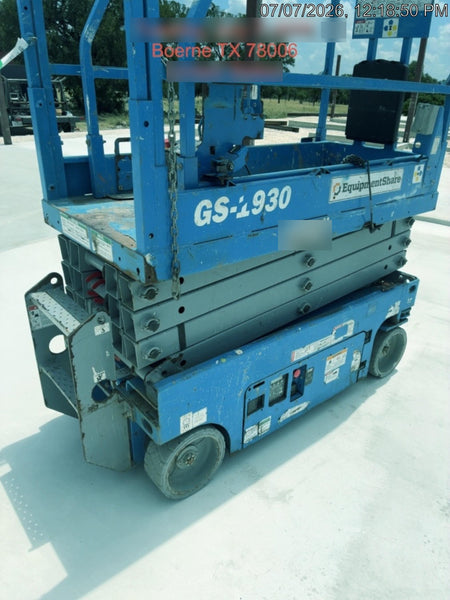 2019 Genie GS-1930 Fixed rails with chain Entry