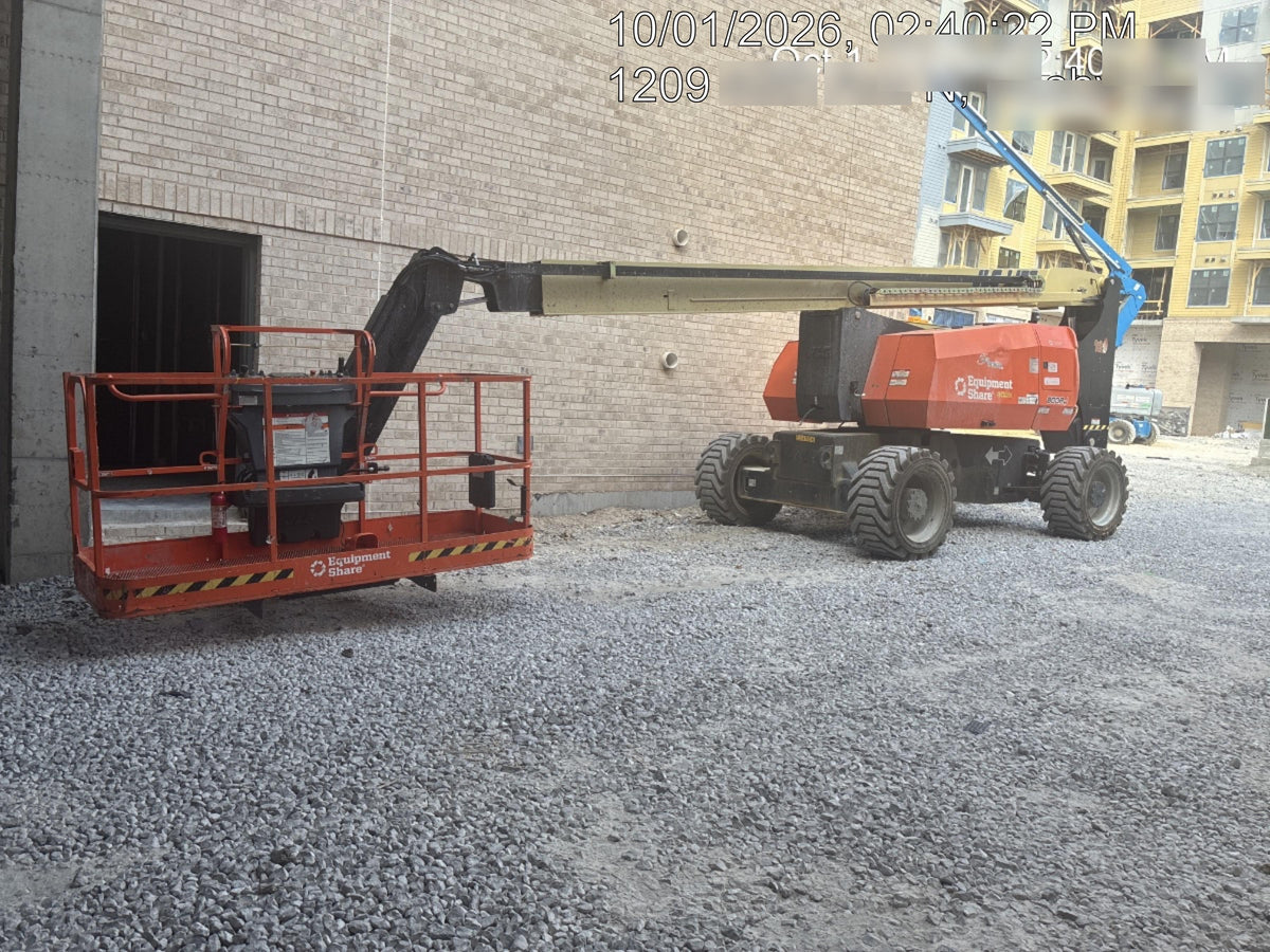 2025 JLG 800AJ