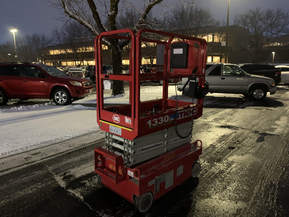 2020 MEC 1330SE Solid NM Tires, Steel Swing out Doors, LCS, Beacon, 900W Invertor