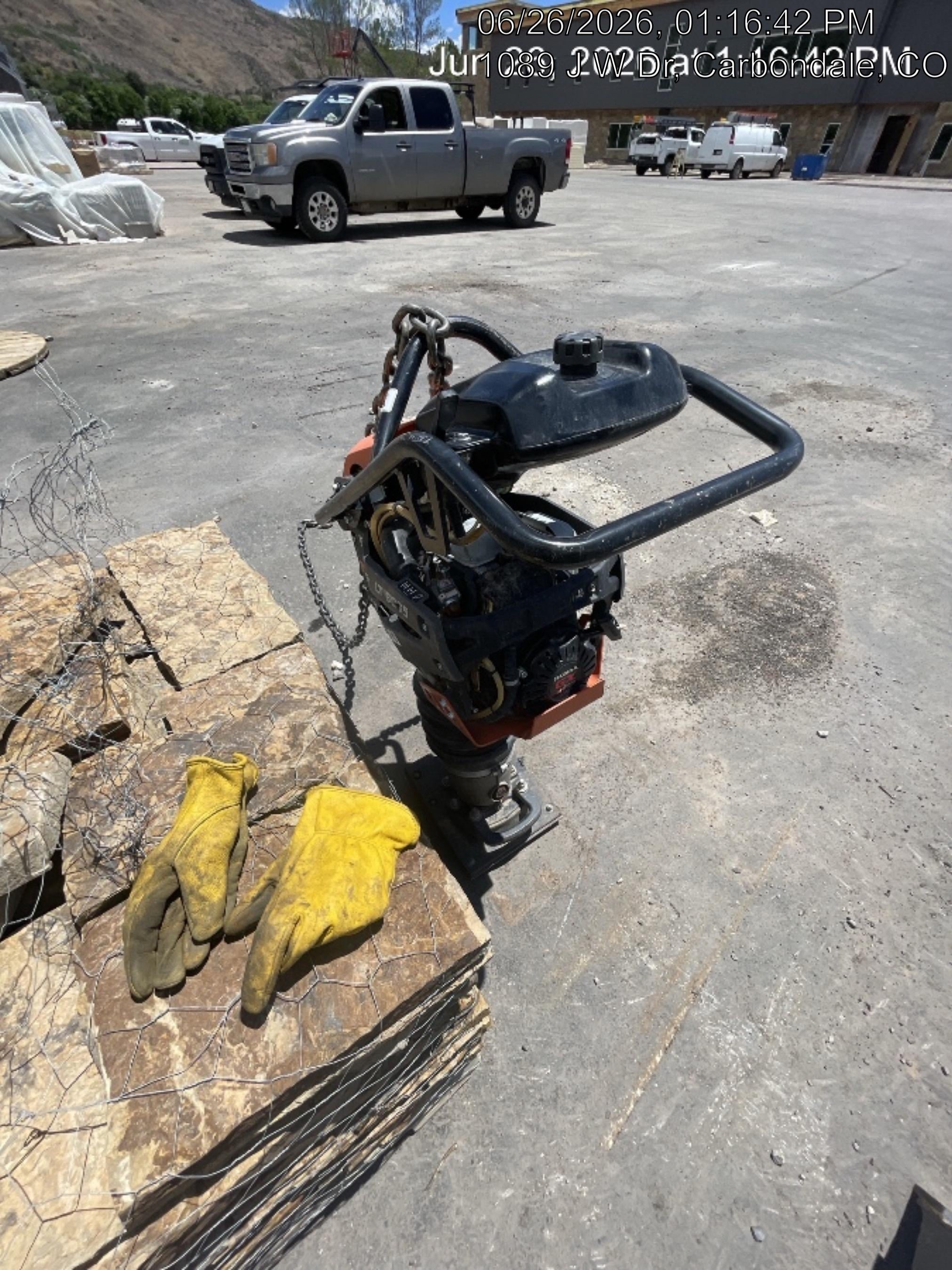 2025 HUSQVARNA LT6005