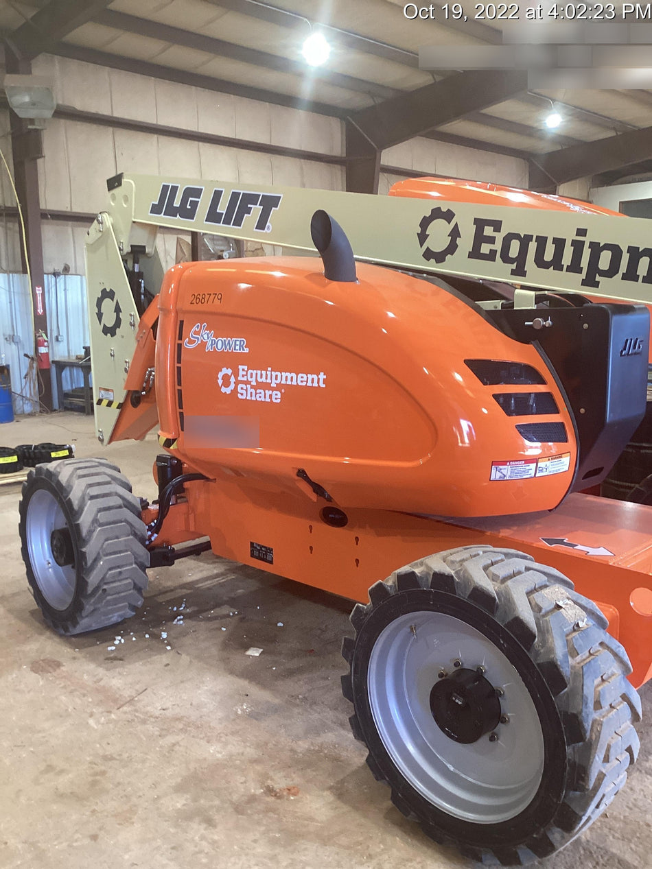 2022 JLG 600AJ