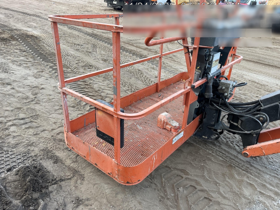 2019 JLG 660SJ