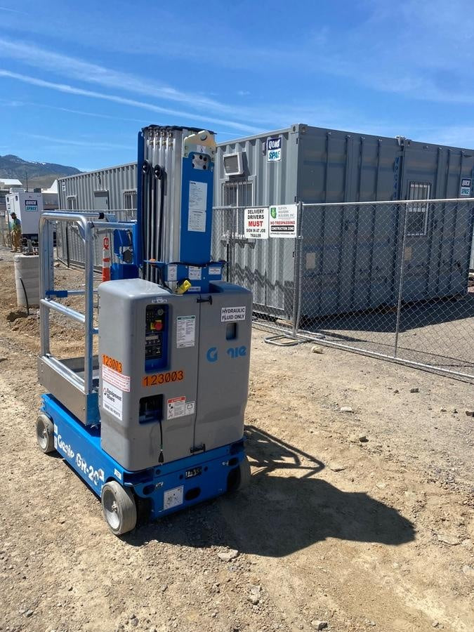 2020 GENIE GR-20